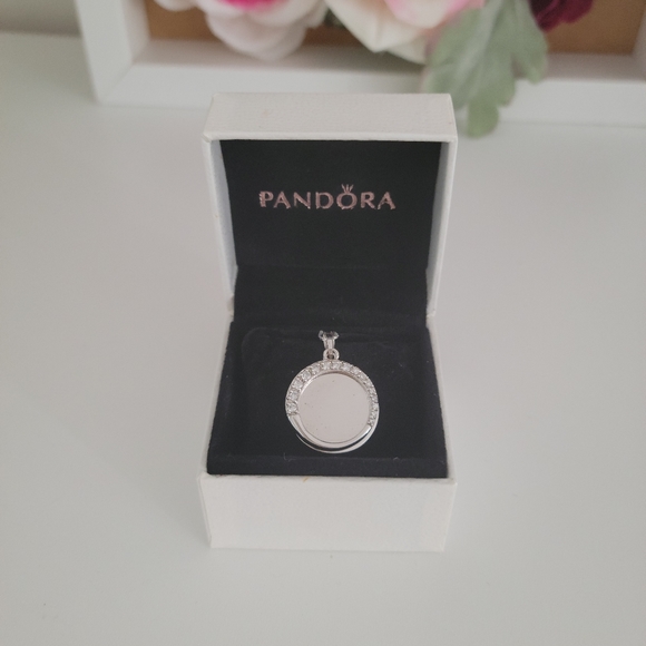 Pandora Silver Double Circle Pendant & Necklace - Picture 2 of 5